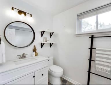 Place Preview main user avatar