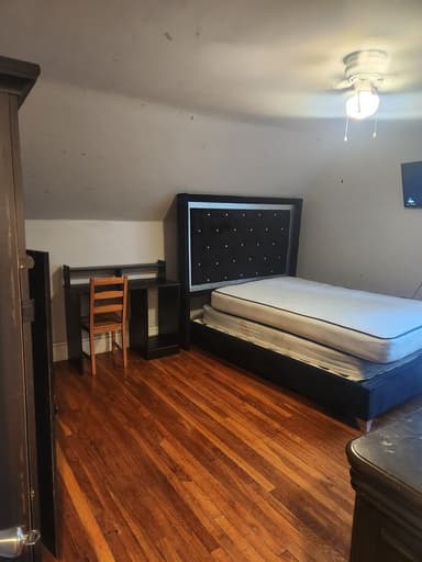 Place Preview main user avatar