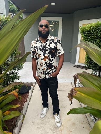 Profile Picture main user avatar