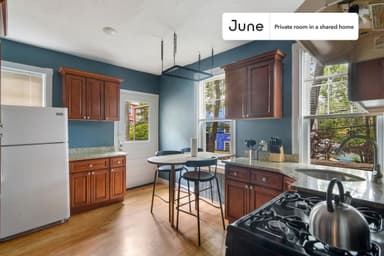 Place Preview main user avatar