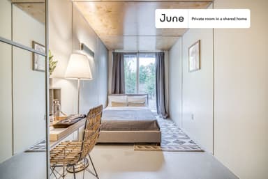 Place Preview main user avatar