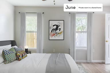 Place Preview main user avatar