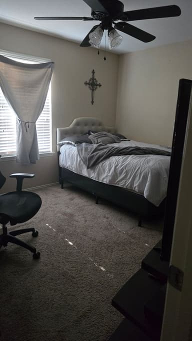 Place Preview main user avatar