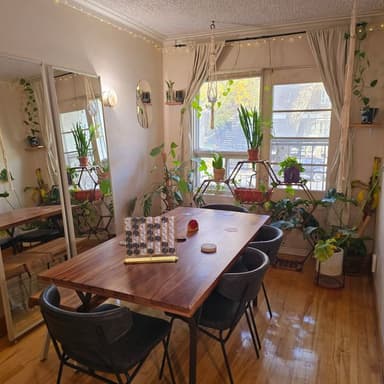 Place Preview main user avatar