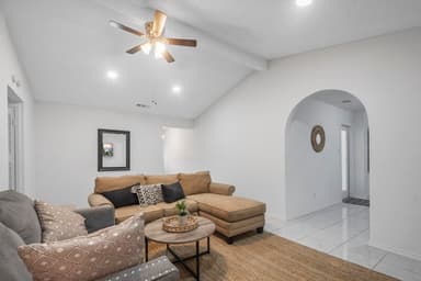 Place Preview main user avatar