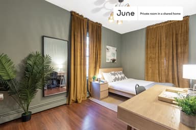 Place Preview main user avatar