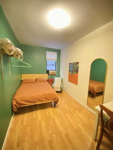 Place Preview main user avatar