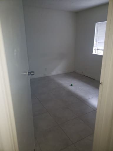 Place Preview main user avatar