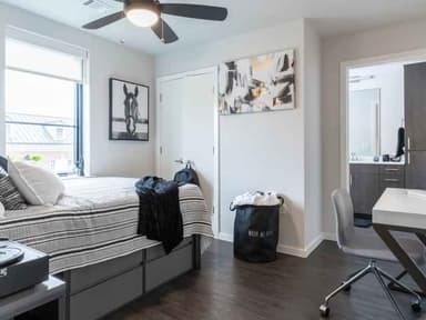 Place Preview main user avatar