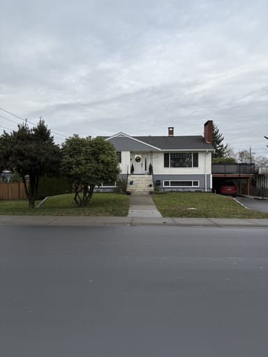 Place Preview main user avatar