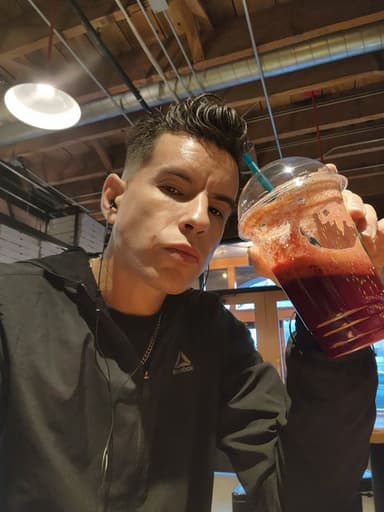 Profile Picture main user avatar