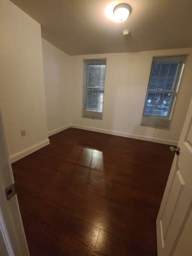 Place Preview main user avatar