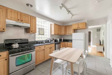 Place Preview main user avatar