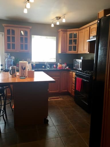 Place Preview main user avatar