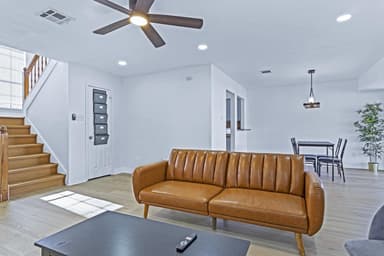 Place Preview main user avatar