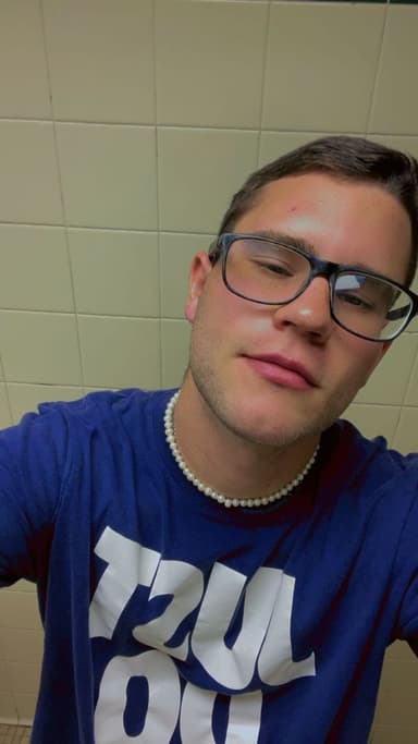 Profile Picture main user avatar