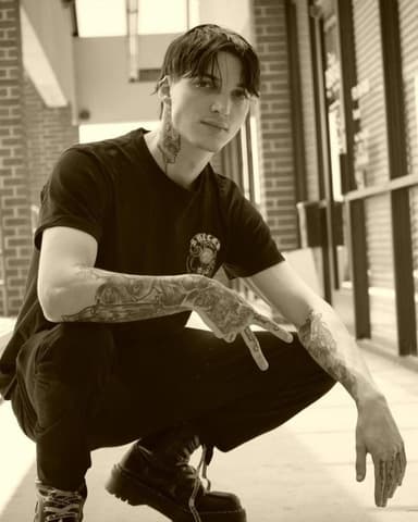 Profile Picture main user avatar