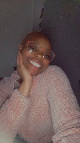 Latrice b