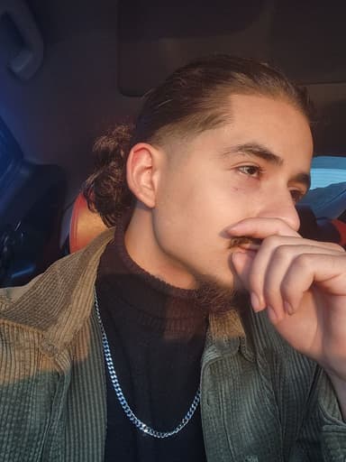 Place Preview main user avatar