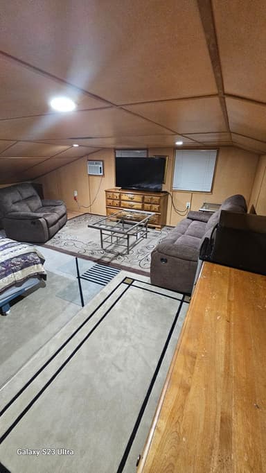 Place Preview main user avatar