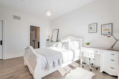 Place Preview main user avatar