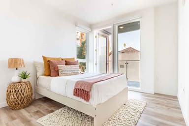 Place Preview main user avatar