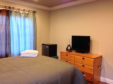 Place Preview main user avatar