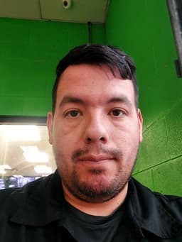 chris j. saenz