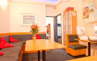 Place Preview main user avatar