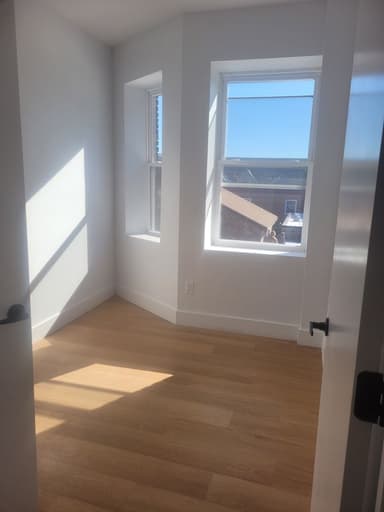 Place Preview main user avatar