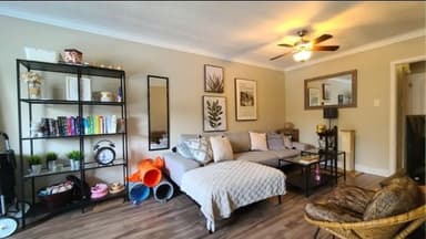 Place Preview main user avatar