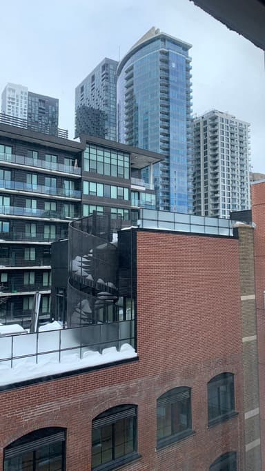 Place Preview main user avatar