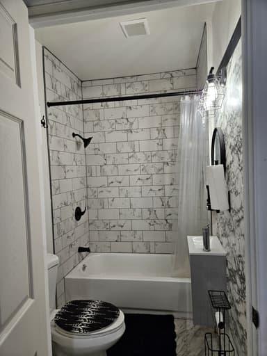 Place Preview main user avatar