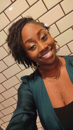 De'Ambra Thompson
