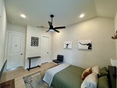 Place Preview main user avatar