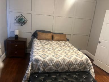 Place Preview main user avatar