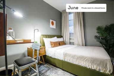 Place Preview main user avatar