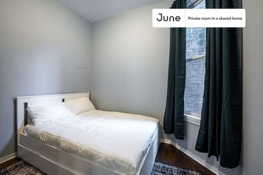 Place Preview main user avatar