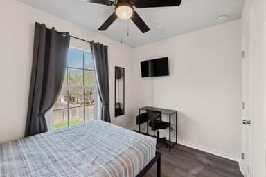 Place Preview main user avatar