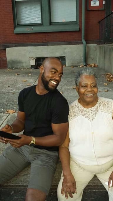 Profile Picture main user avatar