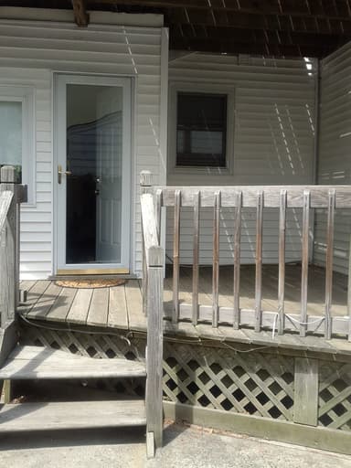 Place Preview main user avatar