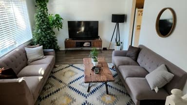 Place Preview main user avatar