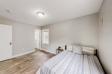 Place Preview main user avatar