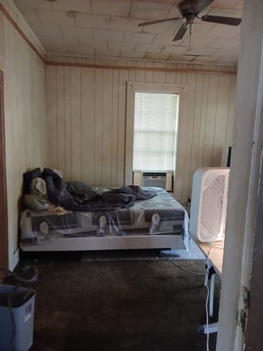 Place Preview main user avatar