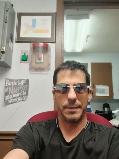 Profile Picture main user avatar