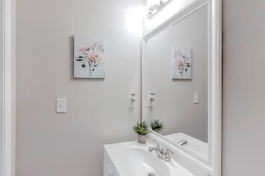 Place Preview main user avatar