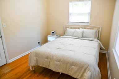 Place Preview main user avatar