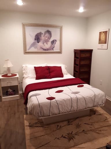 Place Preview main user avatar