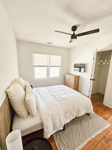 Place Preview main user avatar