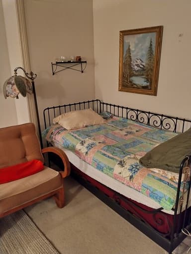 Place Preview main user avatar